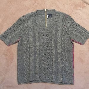 Grey sweater (small)